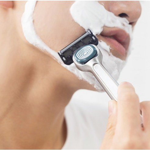 Dorco Sleek Motion 4-Blade Razor + 10 Blades Set - Korean Best Selling Shaving Kit