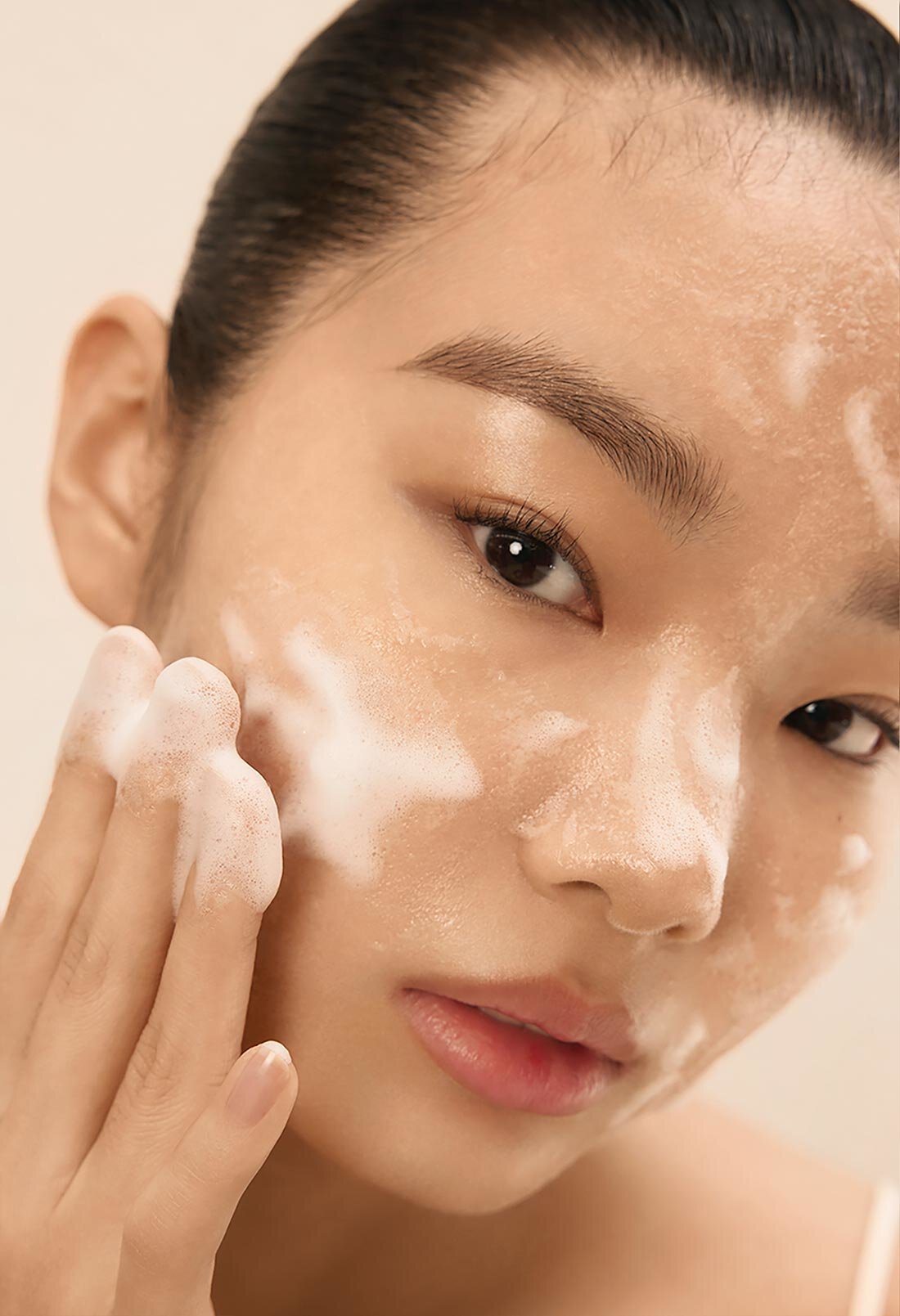 설화수 순행클렌징폼 Sulwhasoo Gentle Cleansing Foam - Korean Face Wash for All Skin Types, Moisturizes & Rejuvenates, Removes Dirt & Impurities, Softens Skin, Hydrating Cleanser